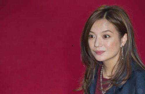 娱乐圈吃瓜回放,揭秘明星背后的故事