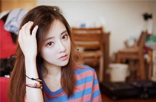 娱乐圈吃瓜直播间主播哪个好,揭秘热门主播魅力指数